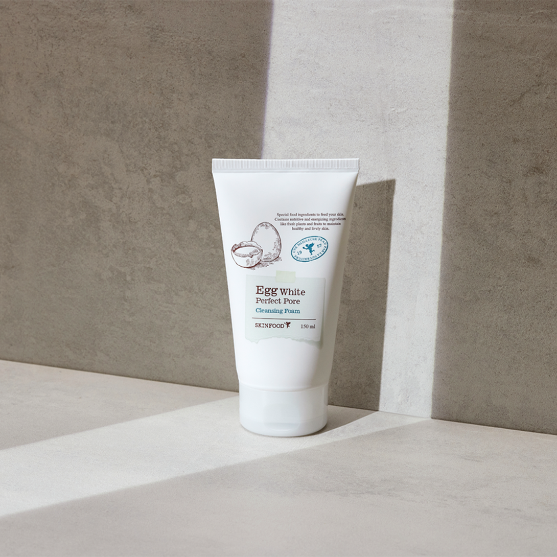SKINFOOD - Egg White Perfect Pore Cleansing Foam - 150ml