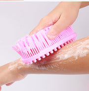etude-house-silicon-brush-brosse-en-silicone-souple-pour-bain