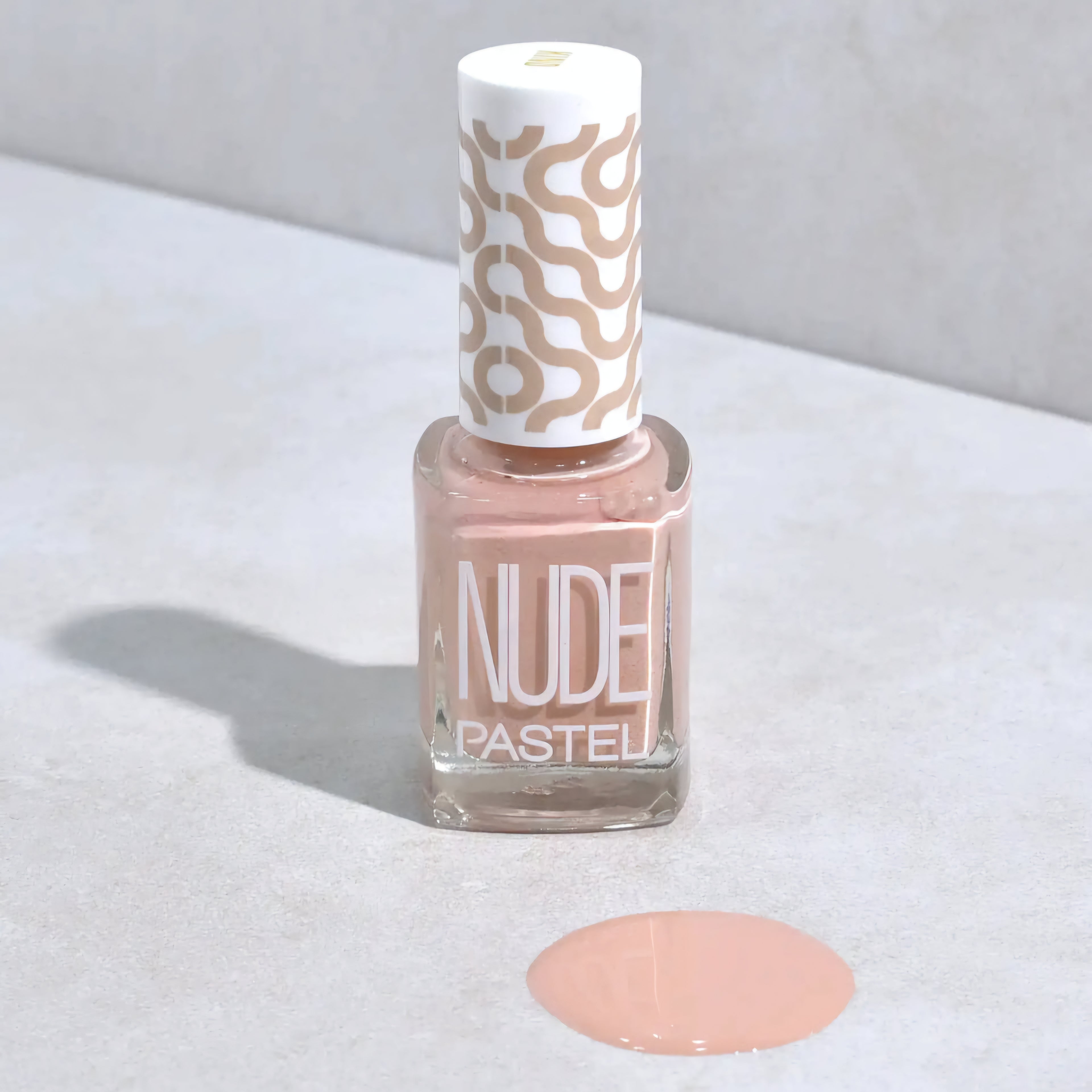 PASTEL - Nude Nail Polish - réf 762 Kind