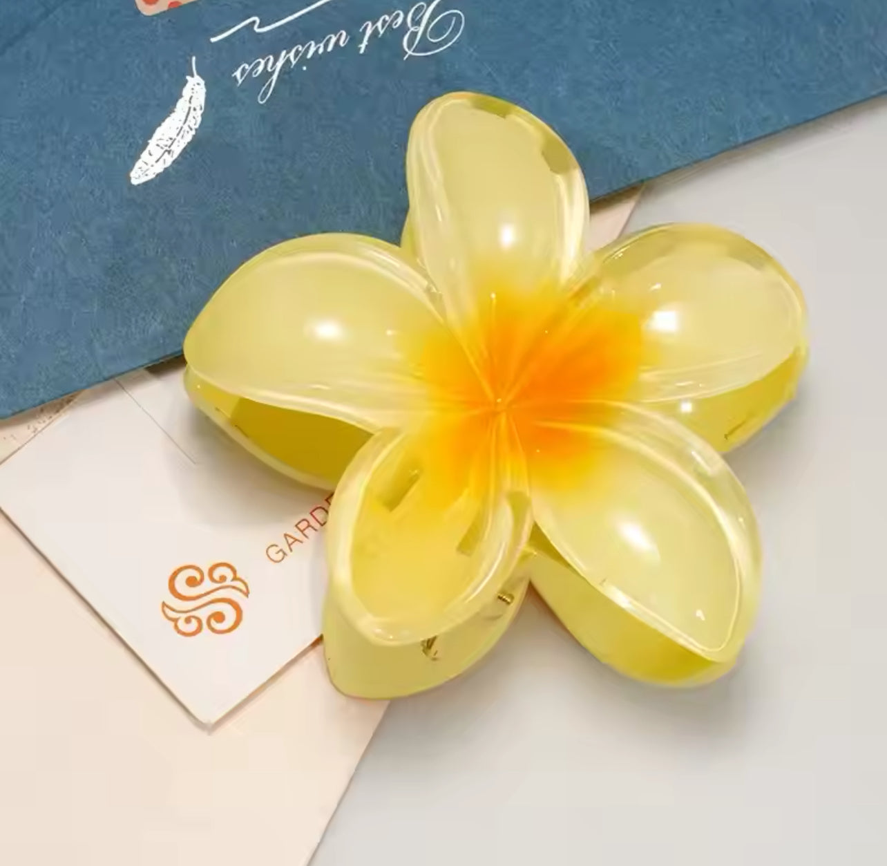 Poppin - Pince Cheveux Fleur Hawaïenne - réf Yellow Orange