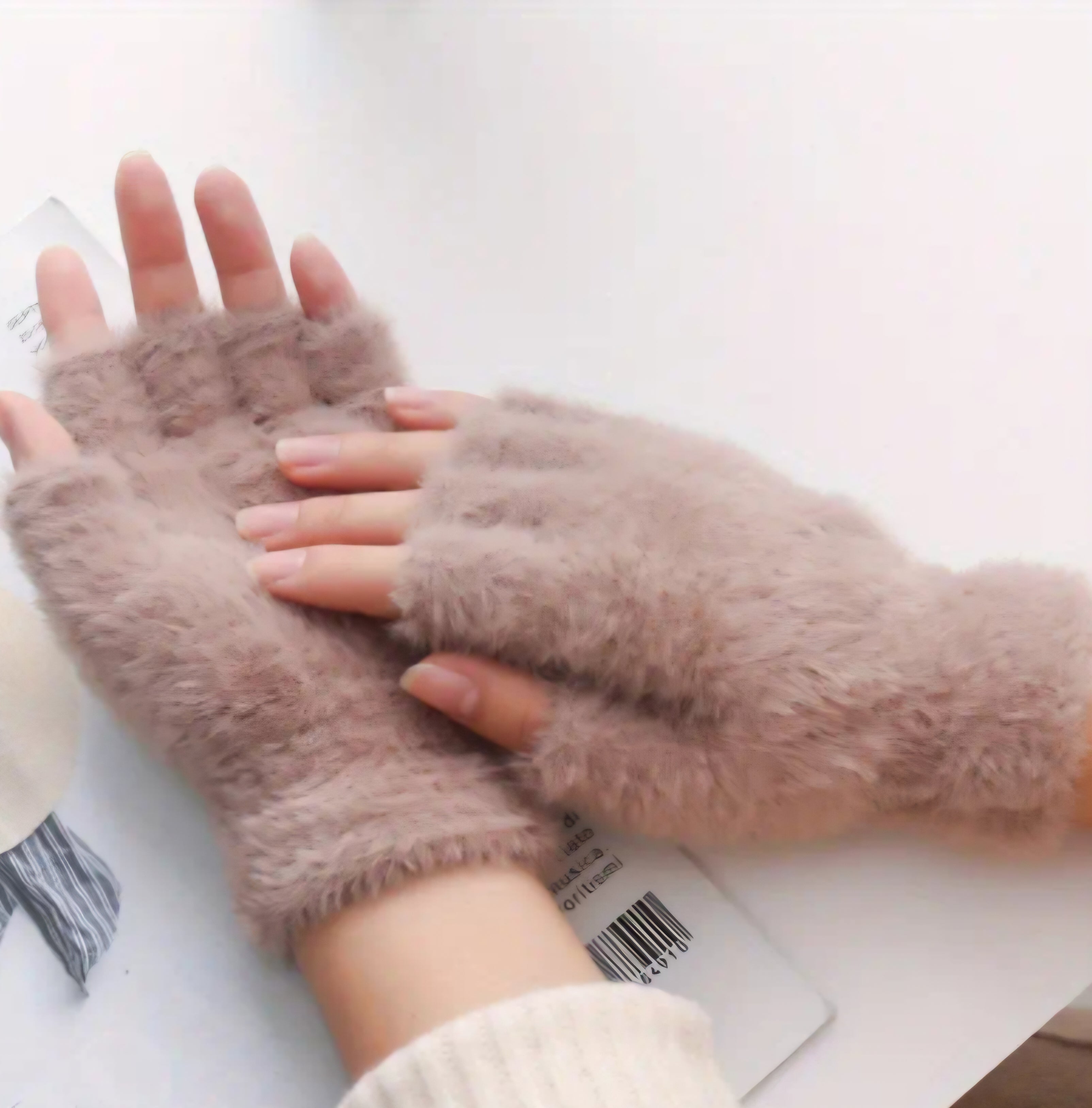 POPPIN - Winter Fuzzy Gloves - réf Kaki