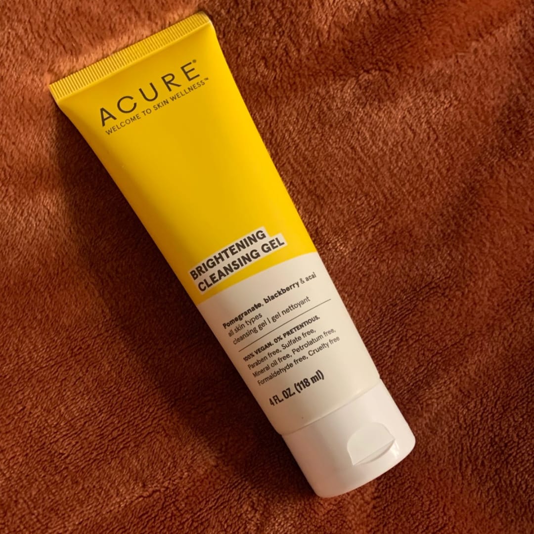 acure-gel-brillamment-eclaircissant-nettoyant-118-ml