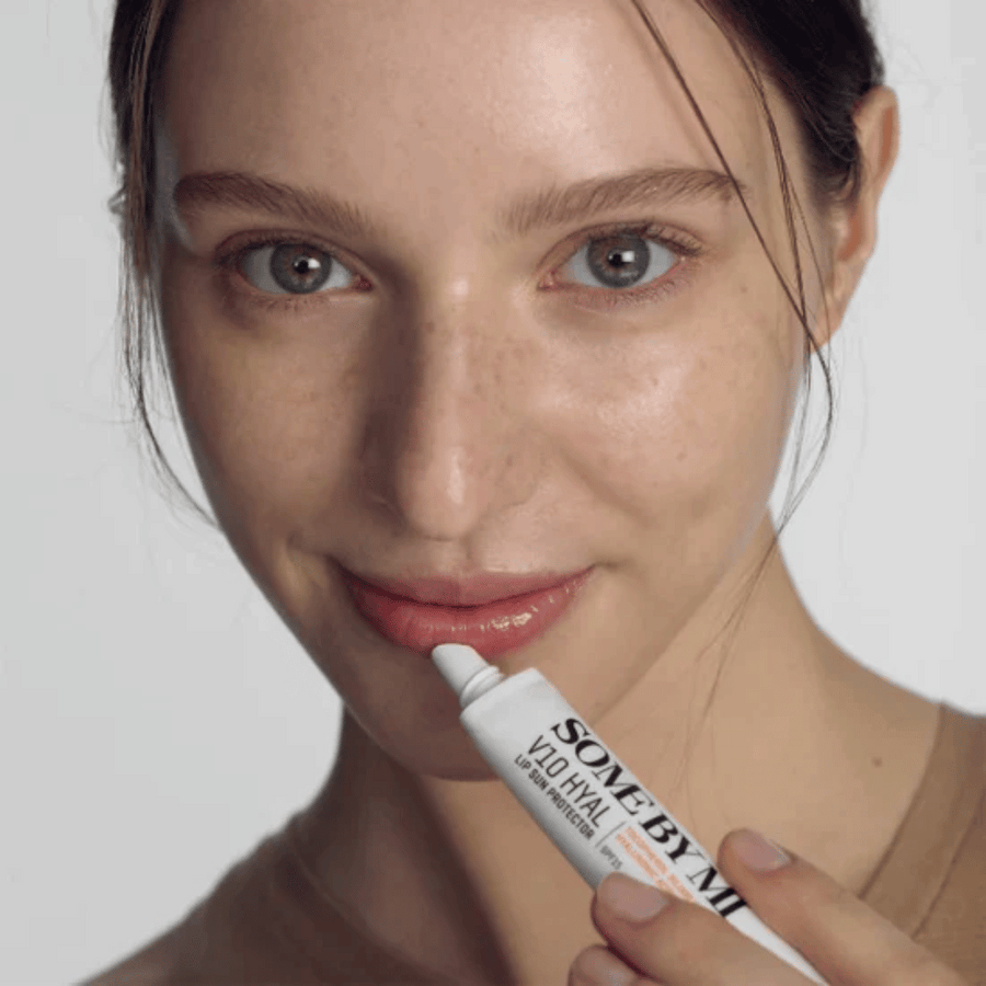SOME BY MI - V10 Hyal Lip Sun Protector SPF15 - réf Clear 7ml