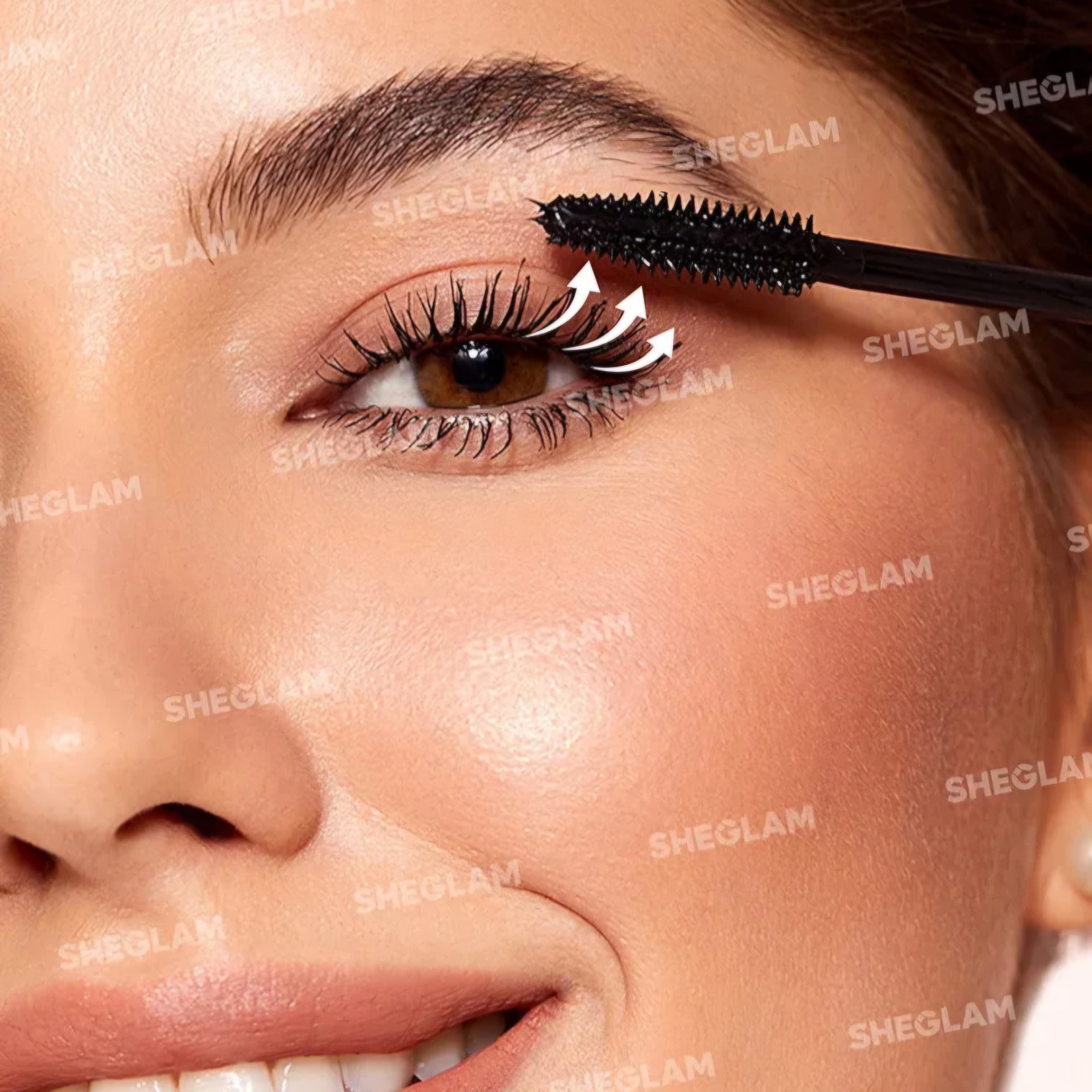 SHEGLAM - Flutter Wink Volumizing Mascara - réf Black